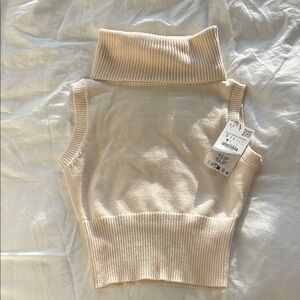NWT Zara Cream Sleeveless Turtleneck Sweater